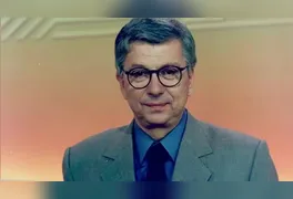 Ex-apresentador do Bom Dia Brasil estava internado no Rio. Profissional marcou época no telejornalismo nacional.