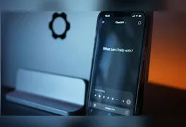 Ação apresentada na Califórnia acusa a OpenAI de negligência por falhas de orientação médica em assistente virtual.