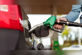 Entidade aponta alta do petróleo Brent e do dólar como principais causadores do encarecimento na ponta.