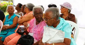Diferentemente da aposentadoria, o BPC não exige contribuição ao INSS.
