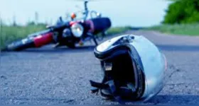 Motociclista voltava do trabalho; ainda não foi identificada