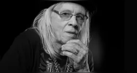 Luiz Carlini ficou marcado como um dos guitarristas mais importantes da história do rock brasileiro e parceiro musical de Rita Lee.