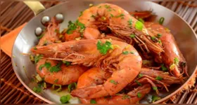 El Niño afeta a pesca e compromete produção de camarão rosa.
