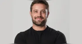Rafael Cardoso compartilhou uma carta aberta nas redes sociais durante o tratamento e afirmou que pretende seguir em recuperação contínua.