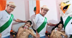Tuna Luso visita o torcedor símbolo “Pam Pam”, em recuperação após acidente durante decoração de rua para a Copa e reforça compromisso com solidariedade e ações sociais no futebol paraense