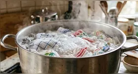 Uma técnica que ajuda a remover sujeiras impregnadas
