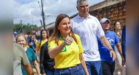 Durante a agenda, a governadora também participou da assinatura da ordem de serviço para a construção da Praça do Tenoné.