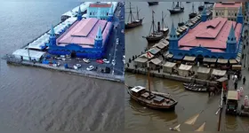 Ver-o-Peso ontem e hoje: entre o passado recriado por IA e a força viva da história de Belém, um dos mercados mais tradicionais da Amazônia.