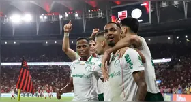 O Verdão abriu sete pontos de vantagem sobre o rival rubro-negro, que ainda tem um jogo a menos.