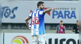O volante está no Paysandu desde o início de 2025 e soma 36 partidas com a camisa bicolor.