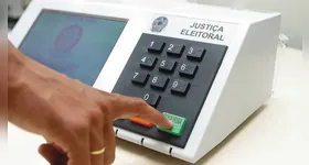 O Senado é composto por 81 parlamentares, sendo três por unidade da Federação.