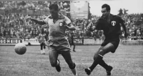 A estreia da camisa mais temida da história