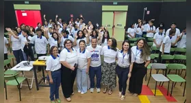 Através de jogos e dinâmicas interativas, os estudantes discutiram como o engajamento social é fundamental para a construção de uma sociedade mais justa.