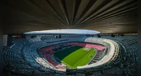 cameraDuelo no lendário Estádio Azteca dá início oficial à maior edição da história das Copas