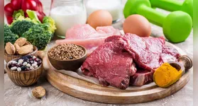 Estudos mostram que diversificar o cardápio com opções vegetais fortalece a imunidade e previne o desenvolvimento de tumores colorretais.