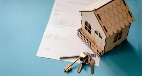 O reajuste anual do aluguel é uma das principais preocupações financeiras para as famílias brasileiras.