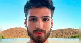 O ator João Guilherme participou do programa Encontro com Patricia Poeta e detalhou os bastidores de sua cena de nudez no filme O Rei da Internet