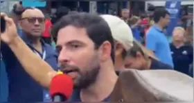 Com a presença de moradores e lideranças comunitárias, o prefeito Igor Normando assinou a Ordem de Serviço para o início das obras do programa Viva Bairro na avenida Celso Malcher, na Terra Firme