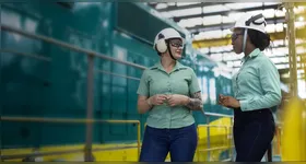 As vagas de estágio para estudantes pagam salário de R$ 9 mil