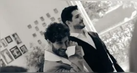 O casal está junto há cerca de oito anos e, antes mesmo da cerimônia, eles já haviam oficializado a união no civil.