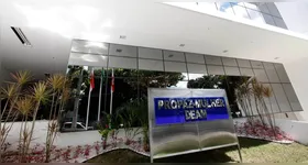 O texto do decreto determina que nenhum atendimento às vítimas poderá sofrer atraso ou restrição por causa do processo de ressarcimento.