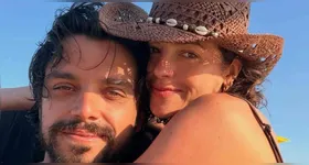 Casal está junto desde 2018, após trabalharem na mesma produção.