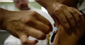 A vacina contra o HPV faz parte do Calendário Nacional de Vacinação.
