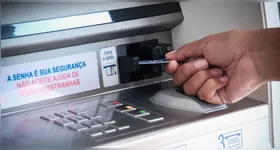 Os servidores estaduais terão o pagamento do salário de junho a partir do próximo dia 26
