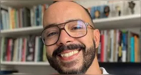 A morte do dramaturgo baiano João Sanches foi confirmado por familiares e amigos.
