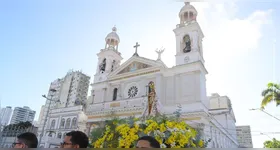 Fiéis participam de programação especial na Basílica de Nazaré durante o Dia de Devoção Nazarena, em Belém.