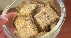 Biscoito crocante, leve e ideal para lanches rápidos ao longo do dia.