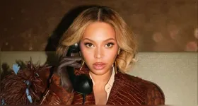 Faixa gravada em 2013 foi lançada de surpresa por Beyoncé neste sábado e animou os fãs.