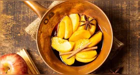 Especialista afirma que a maçã in natura preserva melhor vitaminas, antioxidantes e fibras importantes para a saúde.