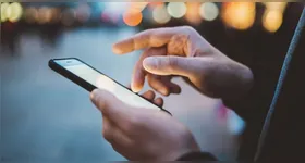 Em smartphones Android, um aparelho que já esteja conectado ao Wi-Fi pode gerar um código QR para que outro dispositivo faça a leitura e entre na mesma rede automaticamente.