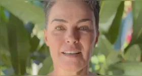 Mesmo afastada dos holofotes há alguns anos, a atriz continua despertando a atenção dos fãs sempre que surge em uma aparição pública.