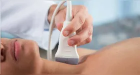 O exame de ultrassom é rápido, indolor e não utiliza radiação.