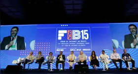 O Fórum reúne anualmente representantes dos setores governamental, empresarial, da comunidade científica e tecnológica e do terceiro setor em torno de questões relevantes para a consolidação de uma Internet mais universal, inovadora e diversa no país.