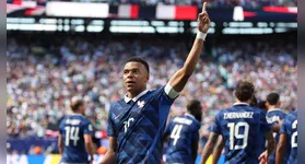 GR2261. NUEVA JERSEY (ESTADOS UNIDOS), 16/06/2026.- Kylian Mbappe de Francia celebra un gol este martes, en un partido del grupo I del Mundial de la FIFA 2026 entre Francia y Senegal en el estadio MetLife de Nueva Jersey (Estados Unidos). EFE/ Sebastiao Moreira ORG XMIT: GR2328