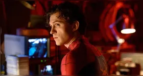 O cantor acabou falando demais e pode ter revelado um dos segredos de "Homem-Aranha: um novo dia".