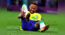Informações de bastidores indicam um conflito de diagnósticos entre o staff do atleta e os médicos: discute-se se o caso é uma lesão muscular real ou apenas um edema