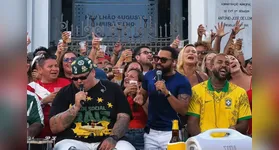 Pablo surpreendeu os fãs ao gravar participação com o grupo Menos é Mais em Belém.