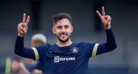 Volante conquistou dois acessos com o Leão