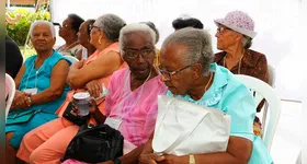 Diferentemente da aposentadoria, o BPC não exige contribuição ao INSS.