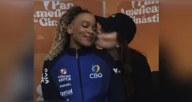 Rebeca Andrade comemora ouro no salto no Pan-Americano e se declara à namorada: "Obrigada por me apoiar, te amo".