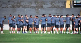 Quem serão os 11 em campo no próximo domingo?