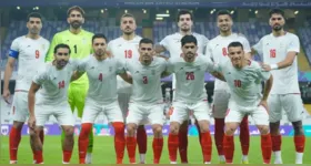 Sob tensão diplomática e após semanas de incerteza sobre os vistos, os jogadores da seleção do Irã tiveram a participação confirmada na Copa do Mundo de 2026.