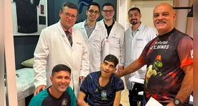 Solidariedade acima da rivalidade: médico do Remo ajuda Pam Pam em sua recuperação.
