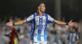 Lucas Cardoso abriu o placar para o Paysandu ainda no primeiro tempo