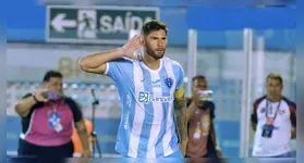 Paysandu enfrenta mudanças no elenco: Yeferson Quintana deve deixar o clube.