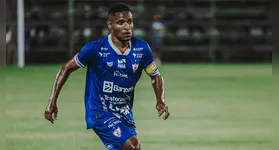 O Paysandu busca reforçar a lateral direita